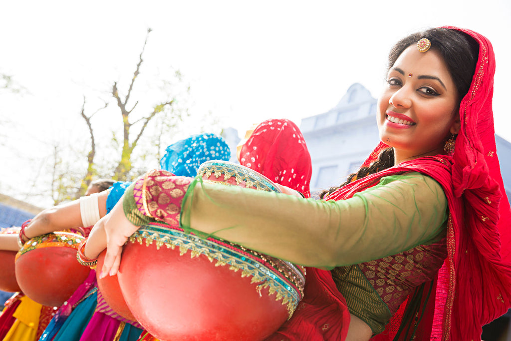 Rajasthani Women’s Traditional Attire: Ghagra, Choli, and Odhani